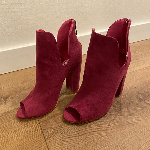 Booties - Picture 3 of 4